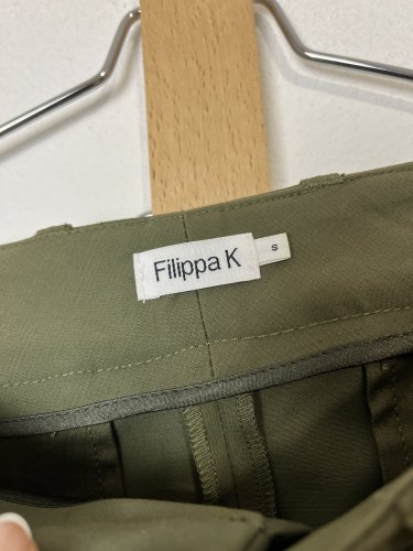 Zánovní sukně Filippa K 97 % bavlna