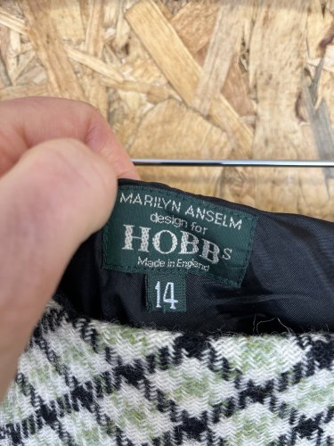 Vlněná sukně Hoobs 100 % vlna