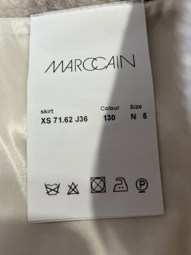 Vlněná sukně Marc Cain 100 % vlna