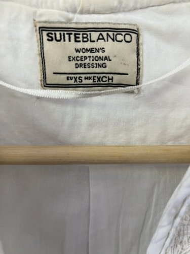 Nadčasový bavlněný kabátek SuiteBlanco 100 % bavlna