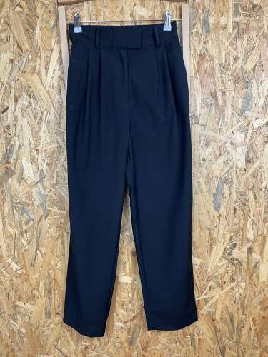 Široké kalhoty H&M 77 % polyester 23 % viskoza