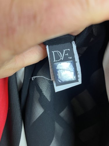 Nadčasové šaty Diane von Furstenberg 83 % viskoza