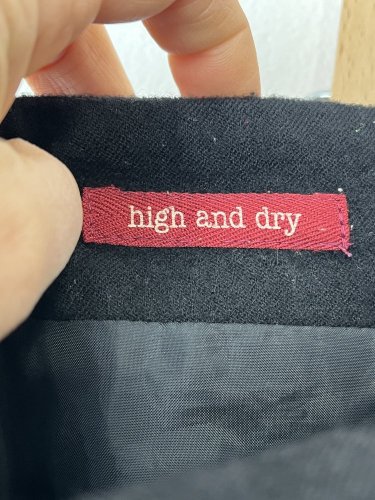 Vlněná sukně High and Dry 100 % vlna