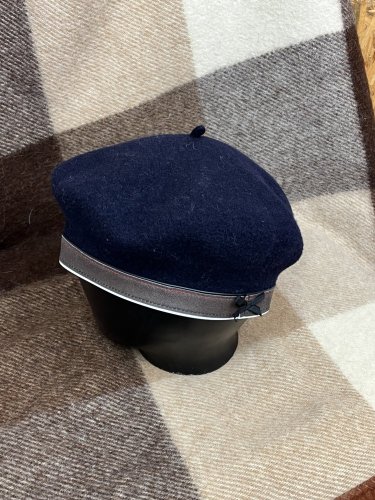 Námořní baret C&A 100 % vlna