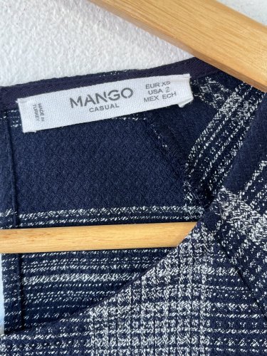 Krásné šaty Mango 65 % polyester 32 % viskoza