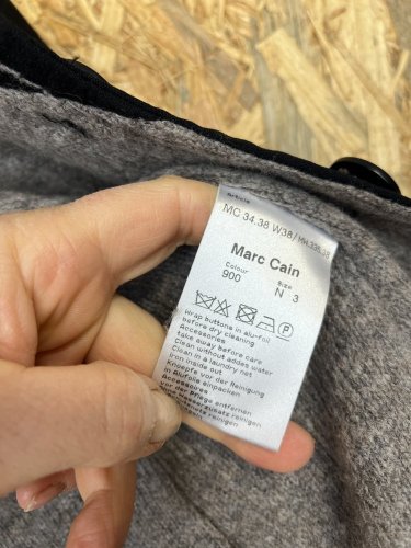 Sako Marc Cain 98 % vlna