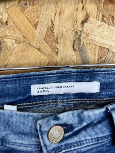 Skinny džíny ZARA s podílem bavlny a elastanu