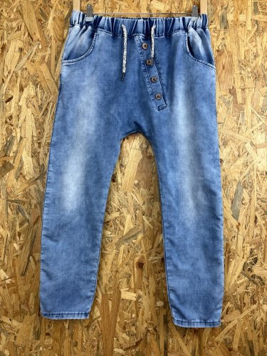 Džíny Made in Italy s podílem bavlny a elastanu