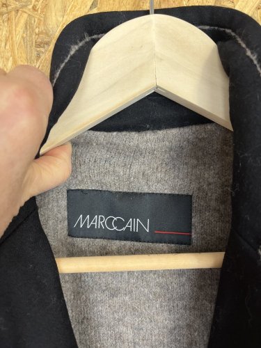 Sako Marc Cain 98 % vlna