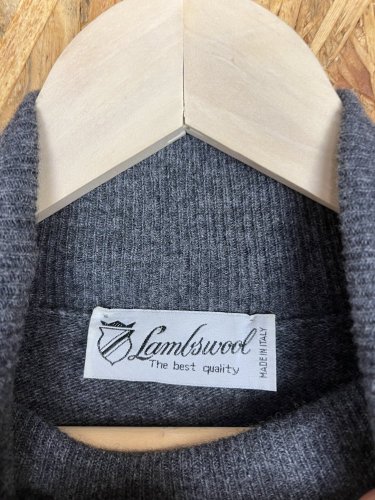 Vlněný rolák Made in Italy 100 % vlna