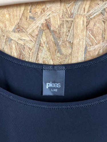 Stahovací prádlo Pleas 85 % polyamid 15 % elastan