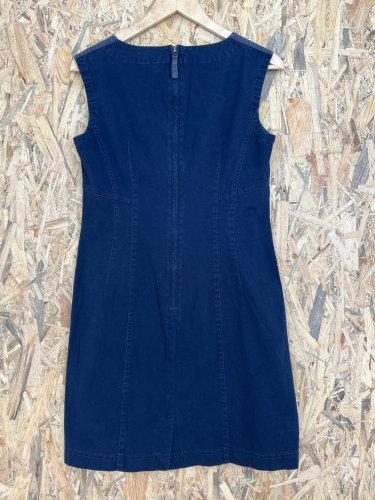 Riflové šaty Made in Italy s podílem bavlny a elastanu