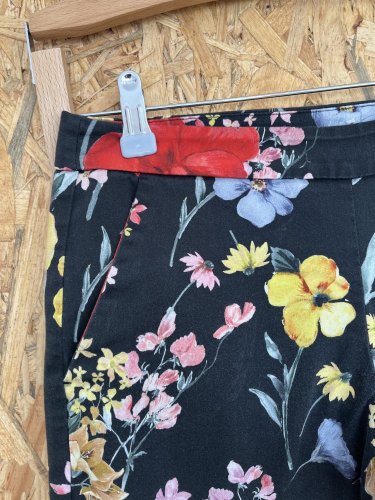 Široké kalhoty Made in Italy s podílem bavlny a elastanu