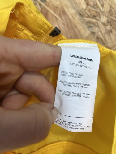 Bunda Calvin Klein Jeans 80 % poylamid 20 % polyester