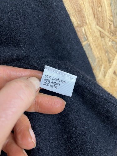 Kardigan Essentiel 50 % vlna 40 % angora