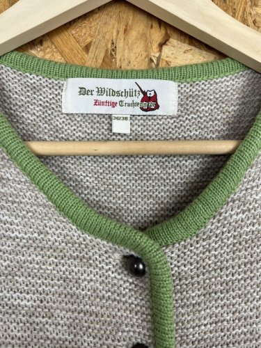 kardigan Made in Austria 50 % vlna