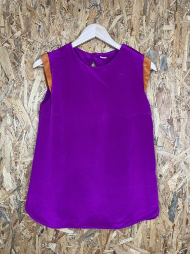 Hedvábný top Made in Madagascar 100 % hedvábí