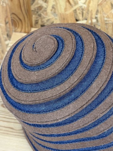 Klobouk Made in Italy 55 % vlna 45 % bavlna