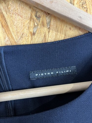 Námořní šaty Pietro Filipi 73 % polyester 24 % viskoza
