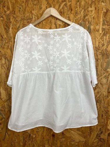 Vyšívaná tunika Made in Italy s podílem bavlny