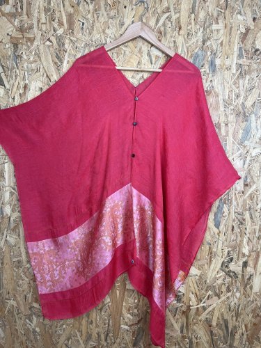 Oversize přehoz Made in Italy s podílem lnu a hedvábí