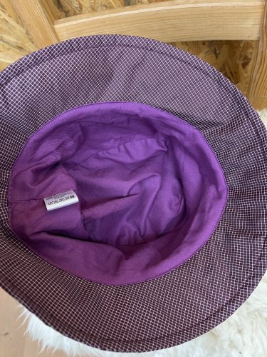 Nepromokavý klobouk Made in Germany 100 % nylon