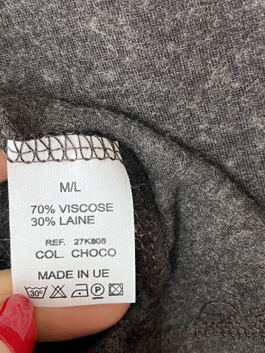 Vlněné šaty Made in Europe 70 % viskoza 30 % vlna