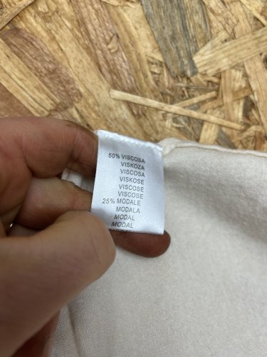 Pončo Made in Italy 50 % viskoza 25 % modal