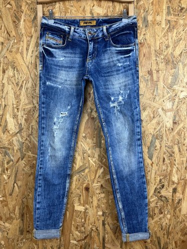 Skinny džíny Diesel s podílem bavlny a elastanu