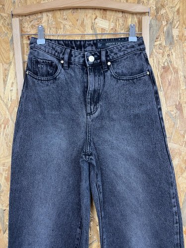 Široké džíny Armani 100 % bavlna