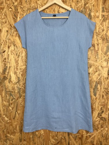 Přírodní šaty Made in Italy s podílem lnu a bavlny