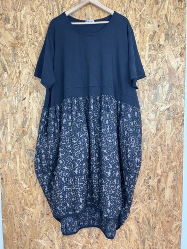 Oversize šaty Made in Italy 95 % bavlna 5 % elastan