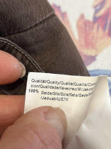 Hedvábná sukně Hugo Boss 100 % hedvábí