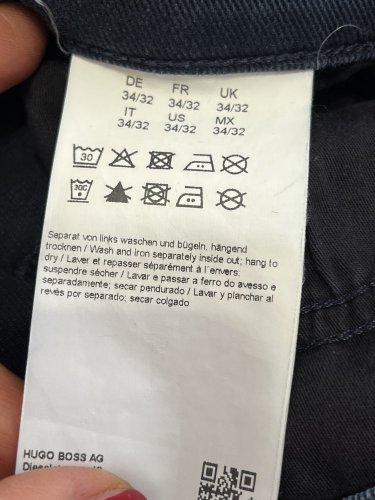 Pánské džíny Hugo Boss 72 % bavlna 22 % modal