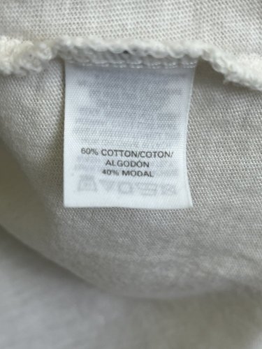 Přírodní triko Victoria`s Secret 60 % bavlna 40 % bambus