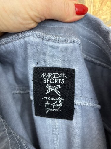 Bavlněná sukně Marc Cain s podílem bavlny a elastanu