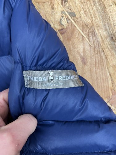 Péřová bunda Frieda & Freddies 100 % polyamid a 90 % peří