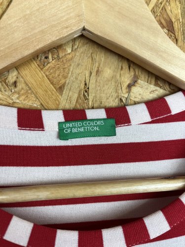 Bavlněné šaty Benetton s podílem bavlny a elastanu