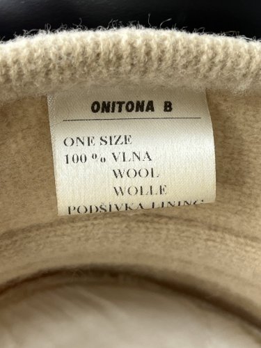 Vlněný klobouk Onitona B 100 % vlna