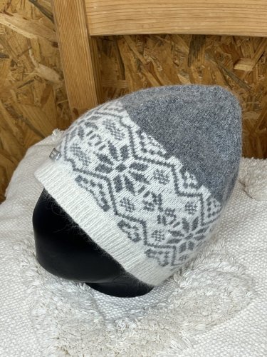 Zimní čepice Scandinavian Explorer 70 % vlna 20 % angora