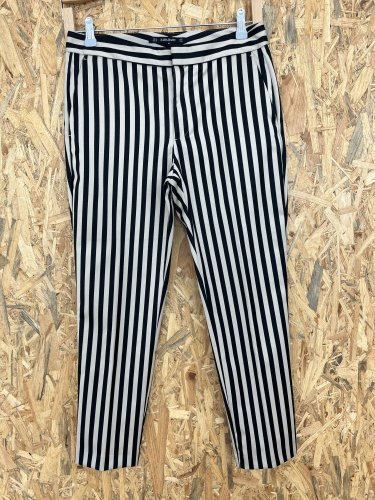Široké kalhoty ZARA 75 % polyester 23 % viskoza