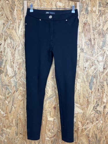 Skinny kalhoty ZARA 68 % viskoza