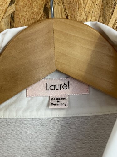 Bavlněná košile Laurel s podílem bavlny a elastanu