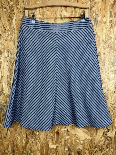 Sukně Grüne Erde 68 % len 32 % bavlna