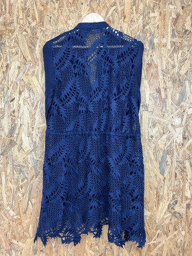 Nadčasové šaty ZARA s podílem lnu a bavlny