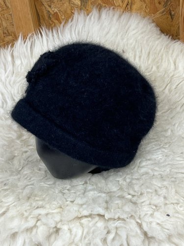 Čepice Loevenich 40 % angora 30 % vlna