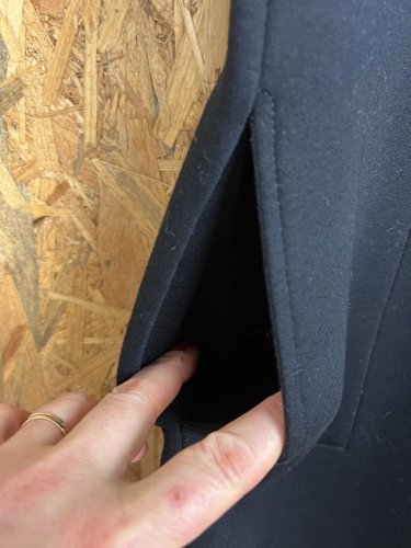 Neoprenové šaty Strenesse 78 % viskoza