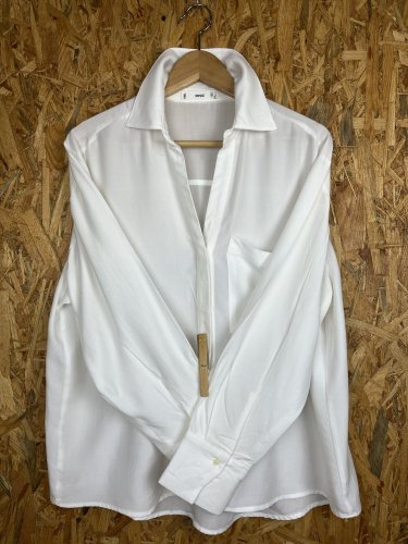 Košile Mango s podílem bavlny a viskozy