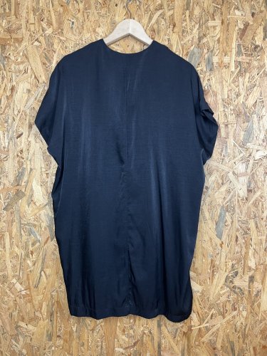 Oversize šaty H&M 55 % polyester 45 % viskoza