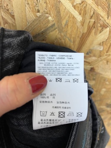 Široké džíny Armani 100 % bavlna